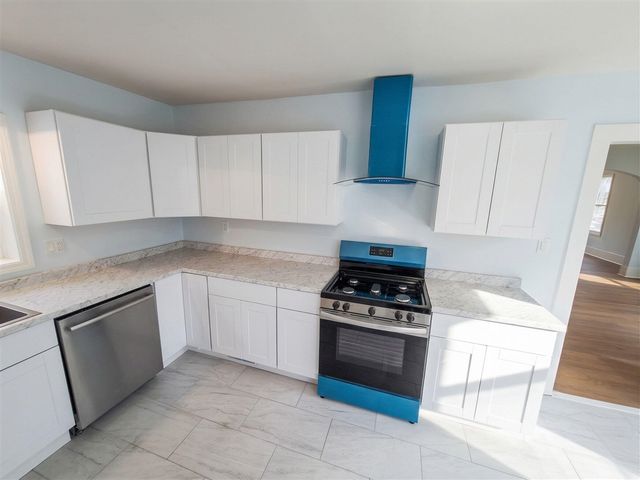 110 Hillsdale Street, Hillsdale, MI 49242