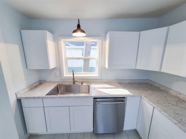 110 Hillsdale Street, Hillsdale, MI 49242