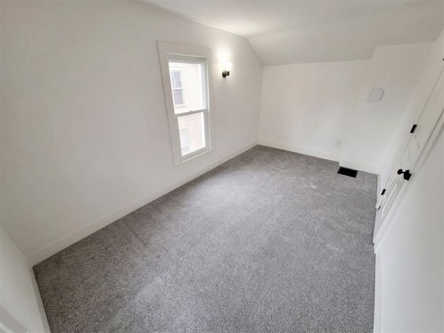 110 Hillsdale Street, Hillsdale, MI 49242