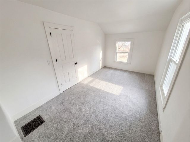 110 Hillsdale Street, Hillsdale, MI 49242