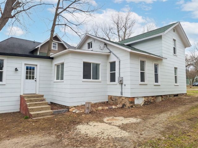 110 Hillsdale Street, Hillsdale, MI 49242