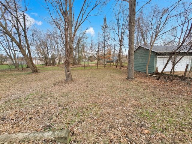 110 Hillsdale Street, Hillsdale, MI 49242