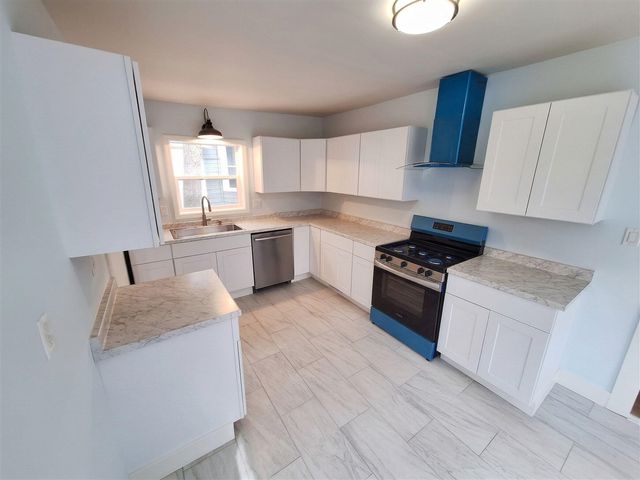 110 Hillsdale Street, Hillsdale, MI 49242