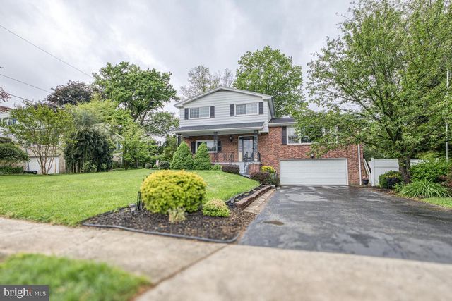 420 CORTLEIGH DR, York, PA 17402
