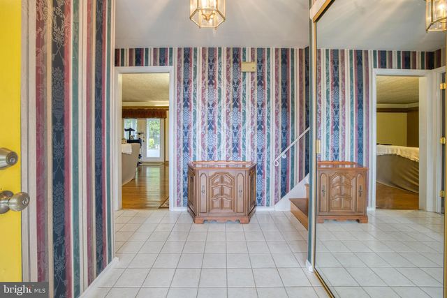 420 CORTLEIGH DR, York, PA 17402