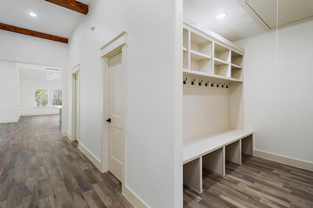 1602 Chart Drive, Crosby, TX 77532