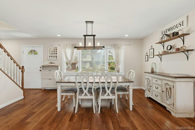 3 Win Haven Lane, Commack, NY 11725