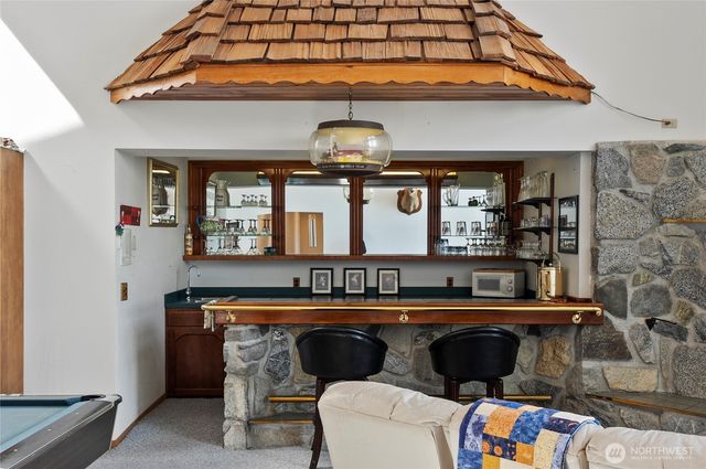 985 Guffy Road, Chelan, WA 98816