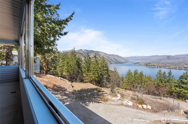 985 Guffy Road, Chelan, WA 98816