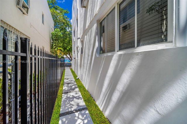 408 W 25th St 8, Miami Beach, FL 33140
