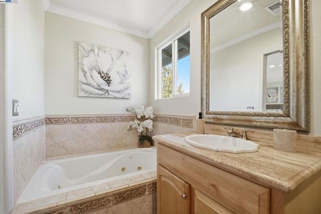 36357 Spruce St., Newark, CA 94560