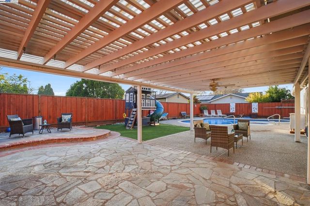 36357 Spruce St., Newark, CA 94560