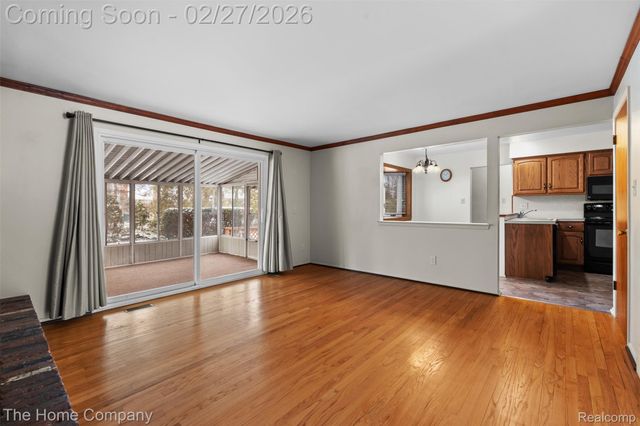 14229 Ingram Street, Livonia, MI 48154