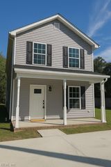 406 St James AVE, Suffolk, VA 23434