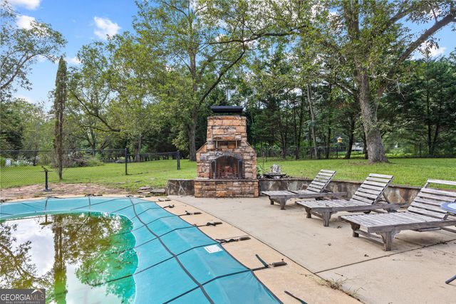 124 Old Salem Trail, Pine Mountain, GA 31822