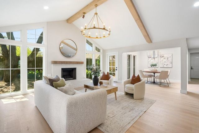 7525 Middlewood Street, Houston, TX 77063