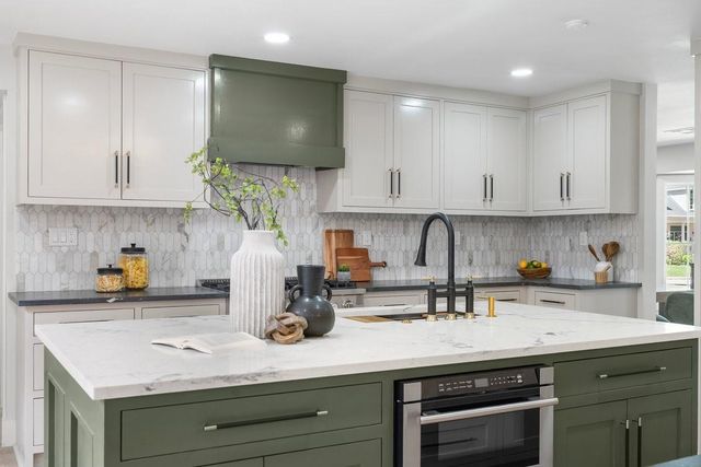 7525 Middlewood Street, Houston, TX 77063