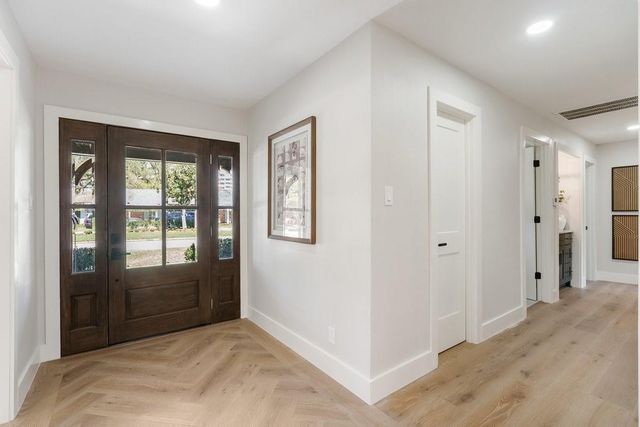 7525 Middlewood Street, Houston, TX 77063