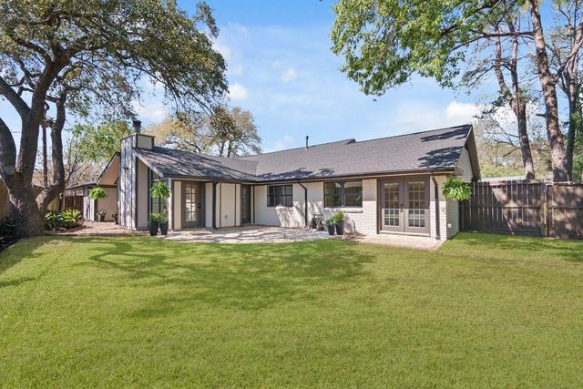 7525 Middlewood Street, Houston, TX 77063