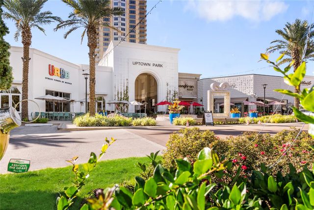 7525 Middlewood Street, Houston, TX 77063