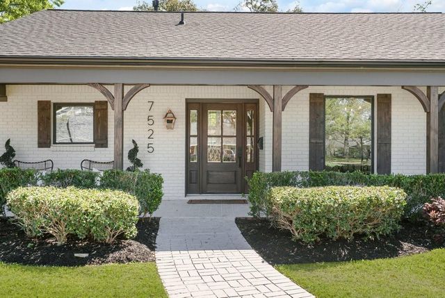 7525 Middlewood Street, Houston, TX 77063