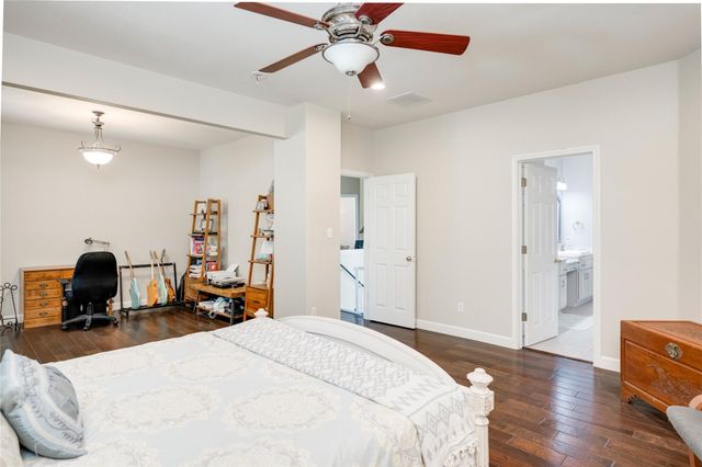 2729 Kinney Oaks CT, Austin, TX 78704