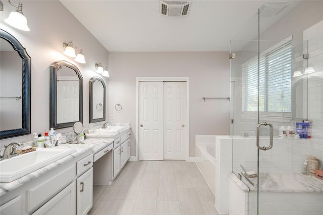 2729 Kinney Oaks CT, Austin, TX 78704