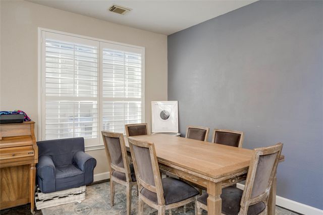 2729 Kinney Oaks CT, Austin, TX 78704