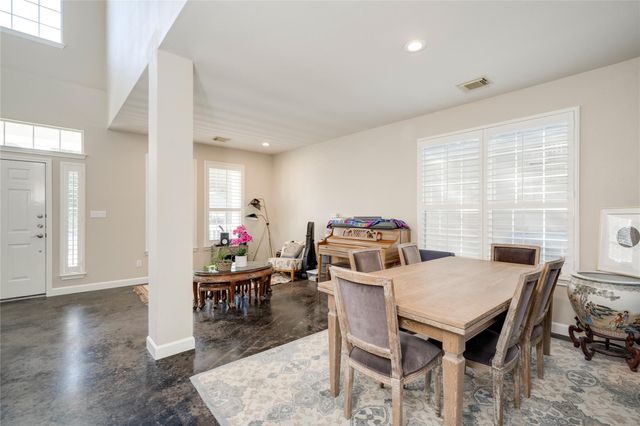 2729 Kinney Oaks CT, Austin, TX 78704