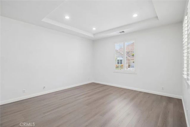 27 Daphne, Irvine, CA 92606