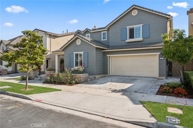 27 Daphne, Irvine, CA 92606