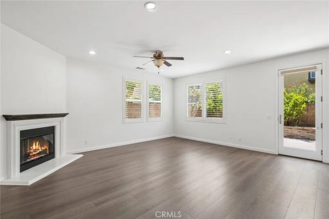 27 Daphne, Irvine, CA 92606