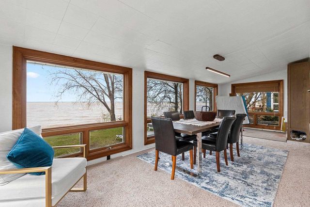 5083 EDGEWATER BEACH ROAD, Green Bay, WI 54311