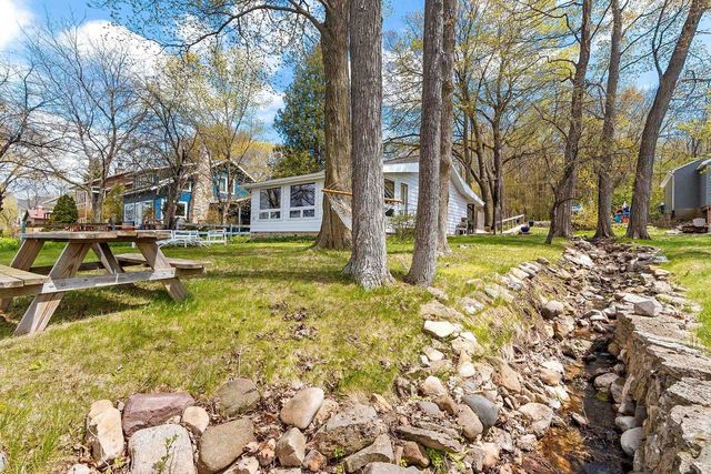5083 EDGEWATER BEACH ROAD, Green Bay, WI 54311