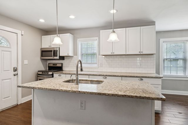 105 Rucker Ave, Franklin, TN 37064