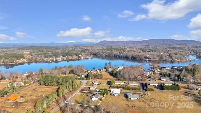 57 Riverview Road, Taylorsville, NC 28681