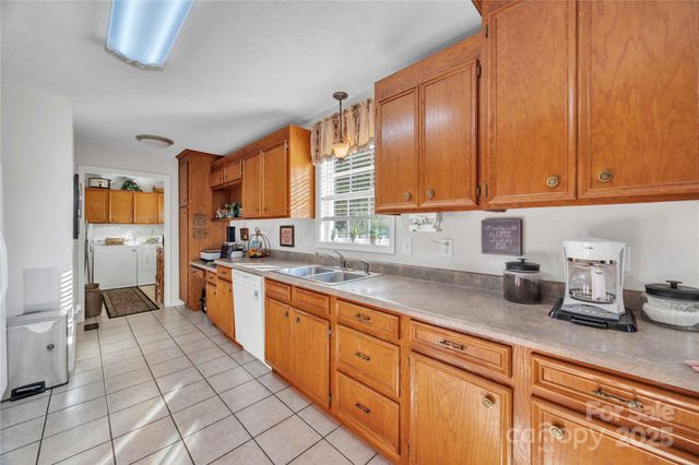 57 Riverview Road, Taylorsville, NC 28681