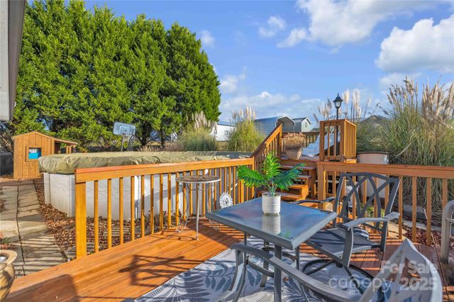 57 Riverview Road, Taylorsville, NC 28681