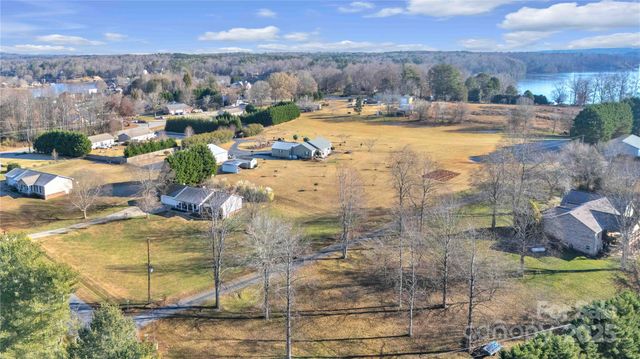 57 Riverview Road, Taylorsville, NC 28681