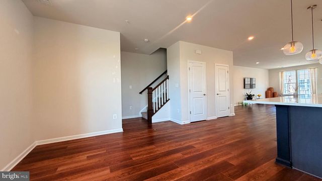 10552 NEIL ARMSTRONG WAY, Lanham, MD 20706