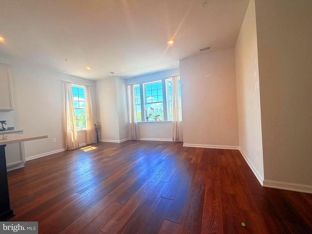 10552 NEIL ARMSTRONG WAY, Lanham, MD 20706