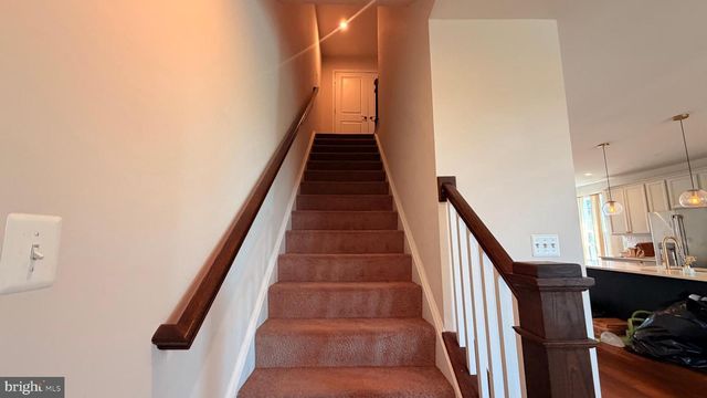 10552 NEIL ARMSTRONG WAY, Lanham, MD 20706