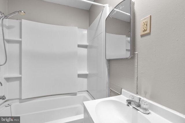 517 MOSHER ST, Baltimore, MD 21217