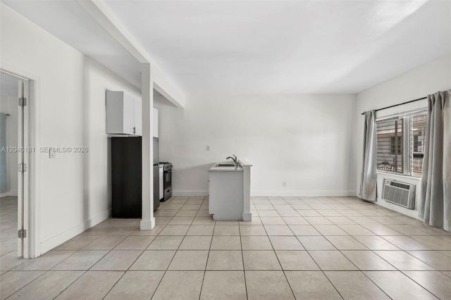 8135 Crespi Blvd 4 4, Miami Beach, FL 33141