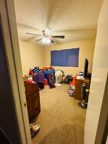 814 Brehler Avenue, Sanger, CA 93657