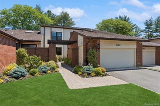 227 Ibis Court, Manhasset, NY 11030