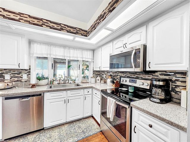 2172 MALACHITE DRIVE, Lakeland, FL 33810