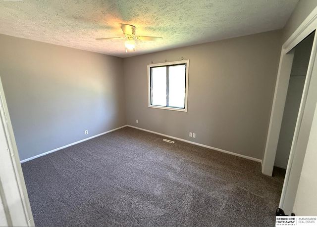 8401 S 139th Circle, Omaha, NE 68138