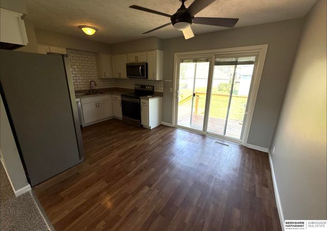 8401 S 139th Circle, Omaha, NE 68138