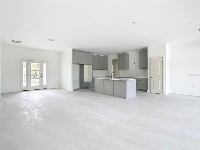 7731 PINEDALE DRIVE, Port Charlotte, FL 33981